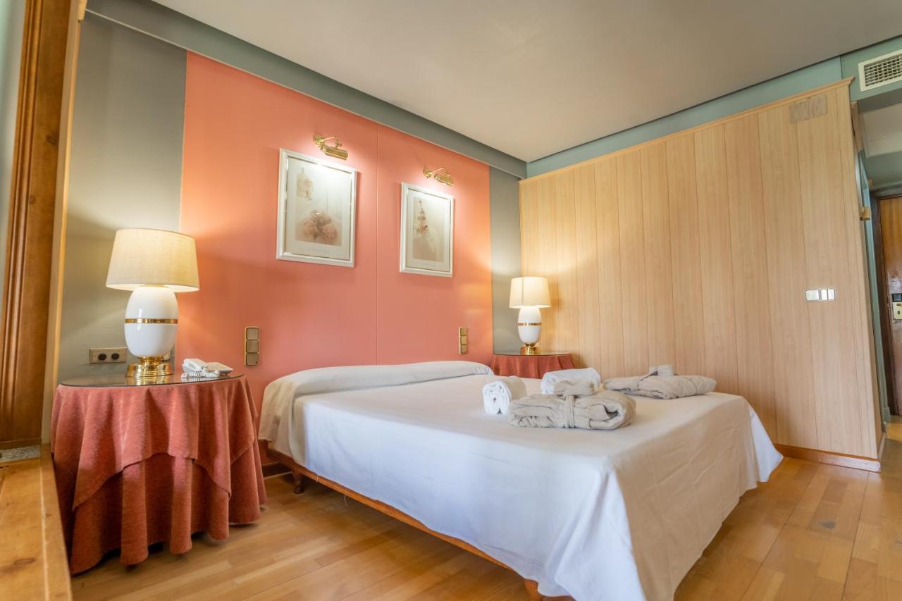 Hotel Balneario De Chiclana Чиклана де ла Фронтера Екстериор снимка