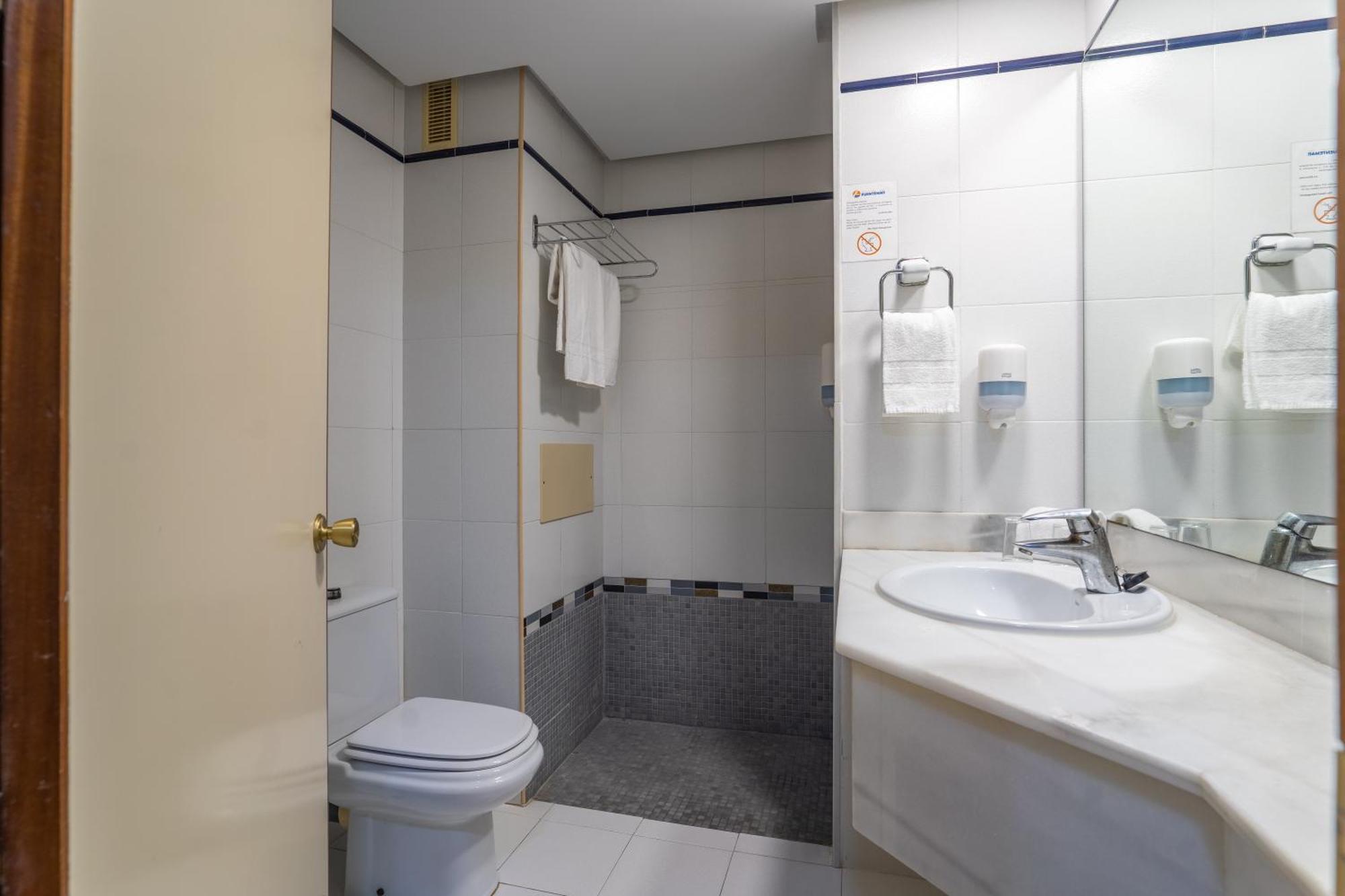 Hotel Balneario De Chiclana Чиклана де ла Фронтера Екстериор снимка